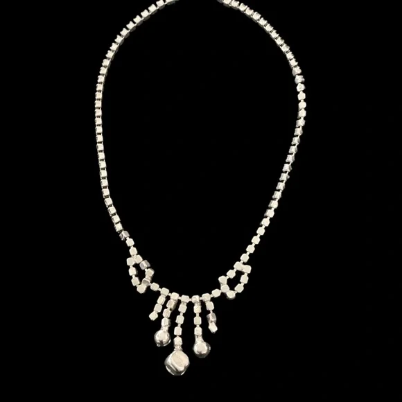 Vintage Rhinestone Necklace - Picture 2 of 3